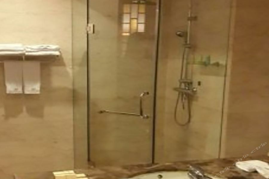 Hotel West International Trade Grand Beijing